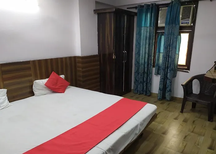 Hotel O Galaxy Rooms