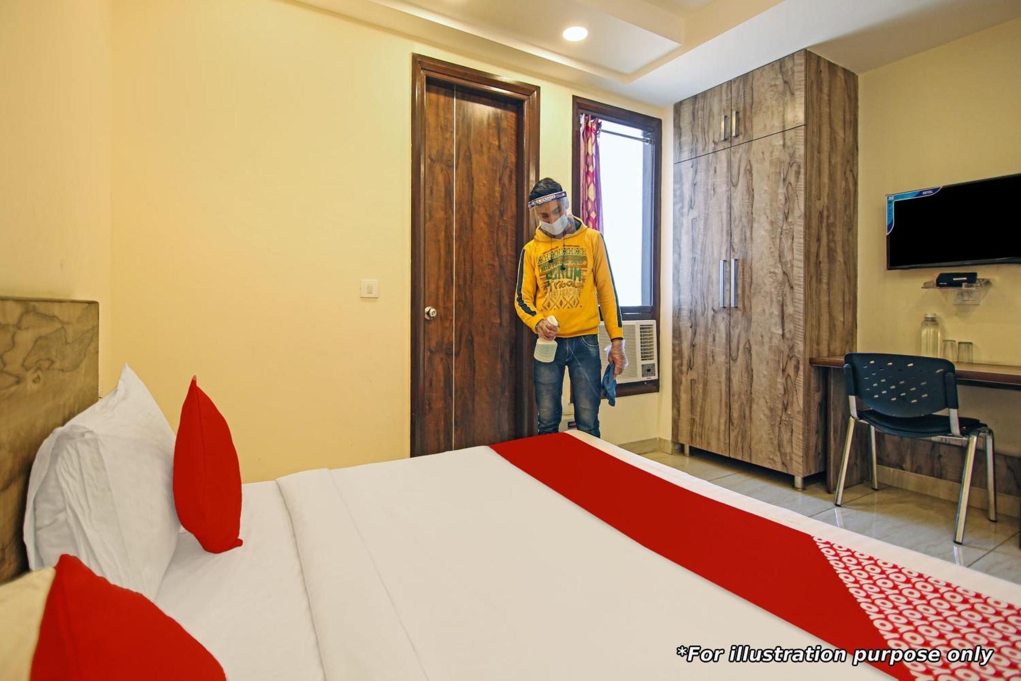 Hotel O Galaxy New Delhi